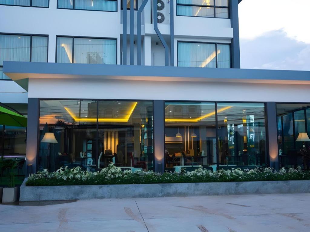 Udtel Boutique Hotel Udonthani Exterior photo