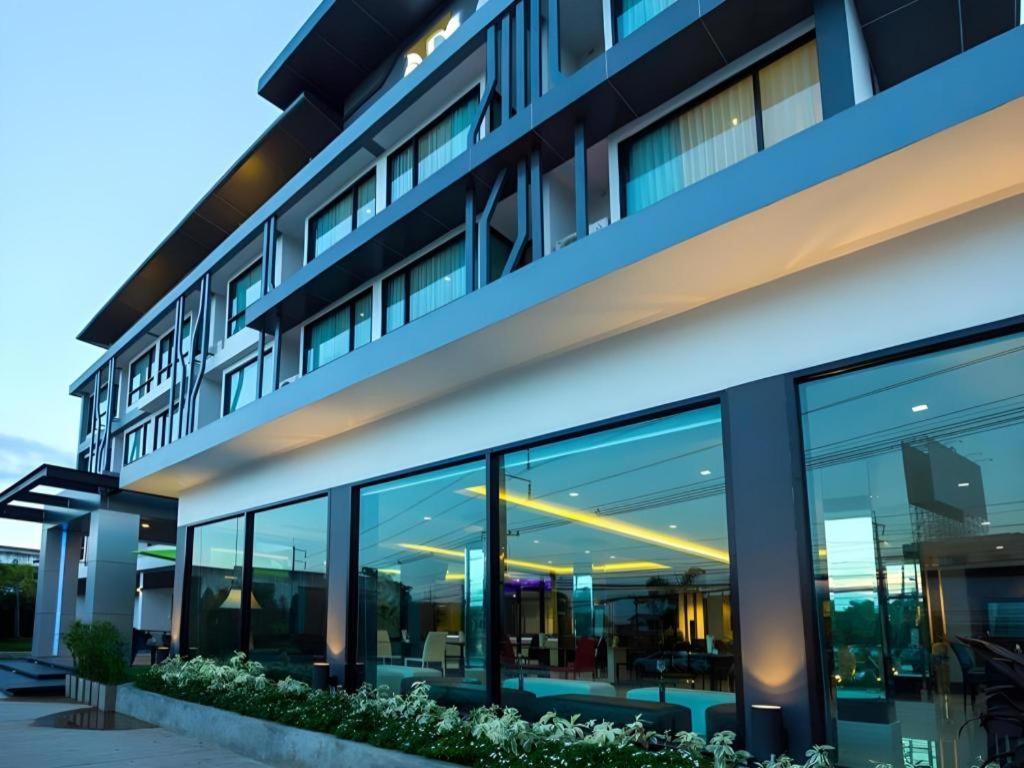 Udtel Boutique Hotel Udonthani Exterior photo
